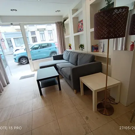 Center Ground Floor דירה