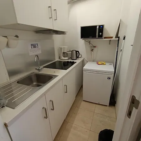 Center Ground Floor Lejlighed *